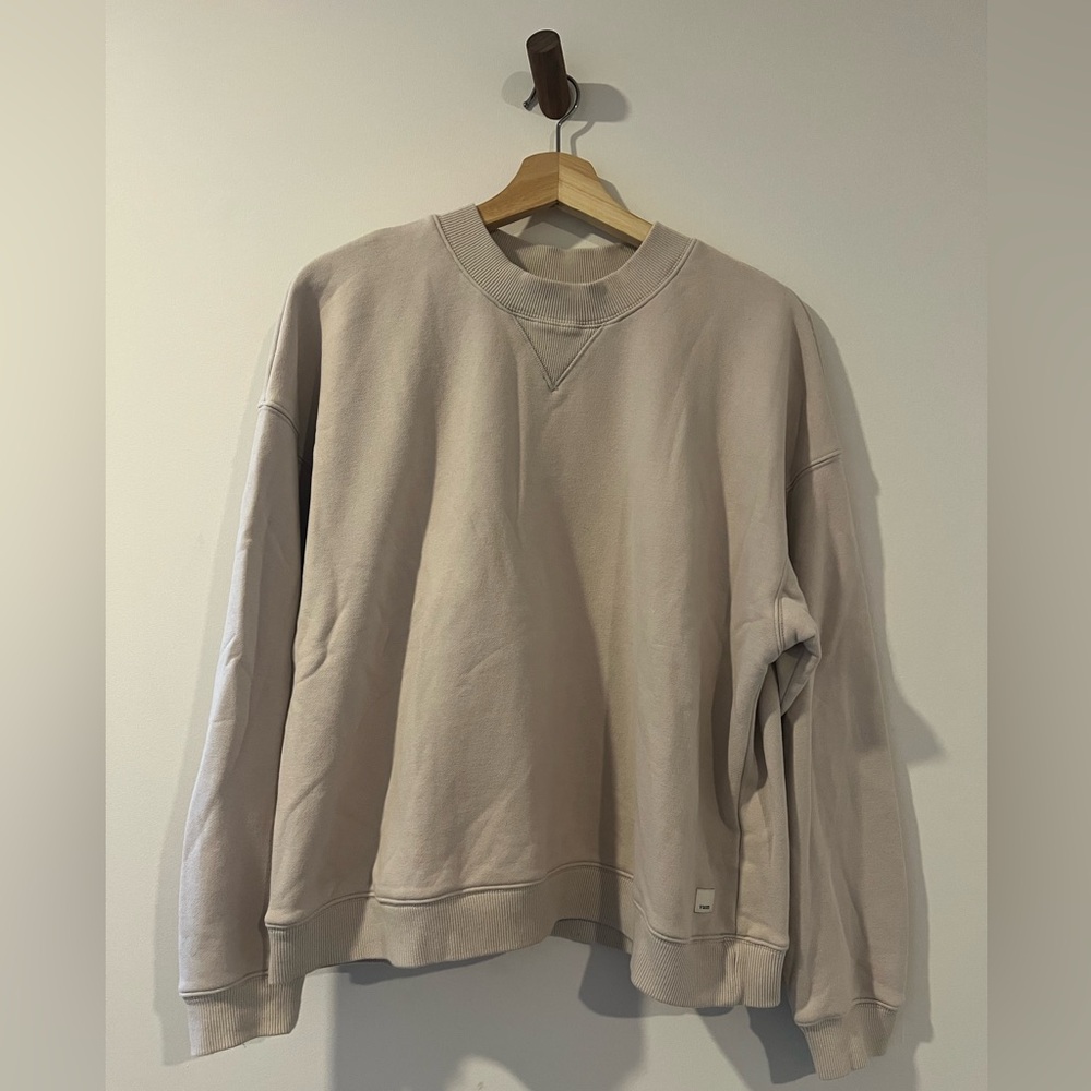 Vuori Sedona weekender crew sweatshirt